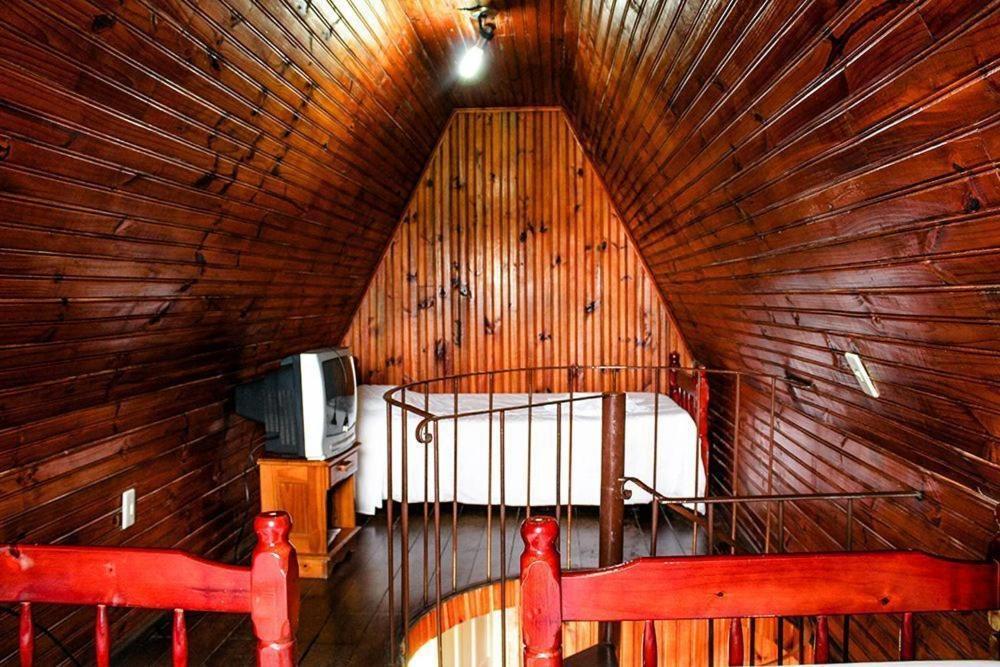 Hotel Fazenda Caledonia Inn Нова-Фрибургу Екстер'єр фото