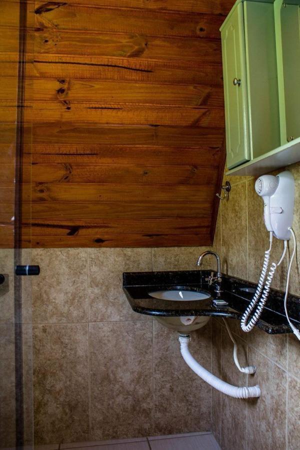 Hotel Fazenda Caledonia Inn Нова-Фрибургу Екстер'єр фото