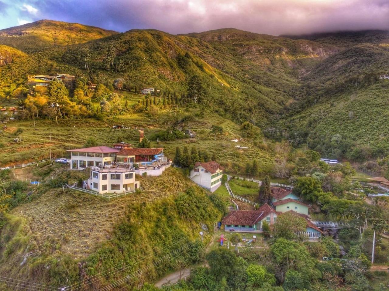 Hotel Fazenda Caledonia Inn Нова-Фрибургу Екстер'єр фото