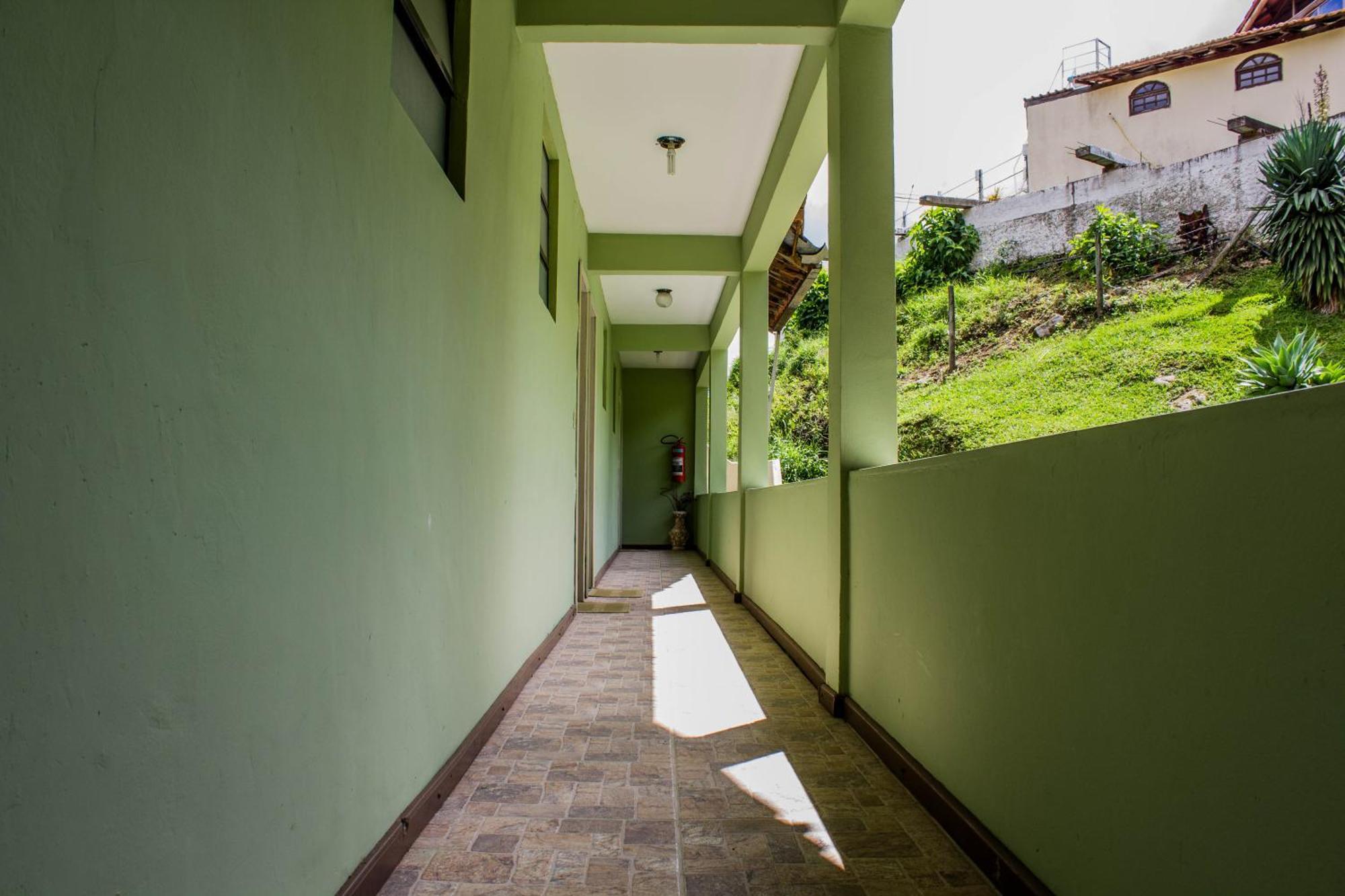 Hotel Fazenda Caledonia Inn Нова-Фрибургу Екстер'єр фото